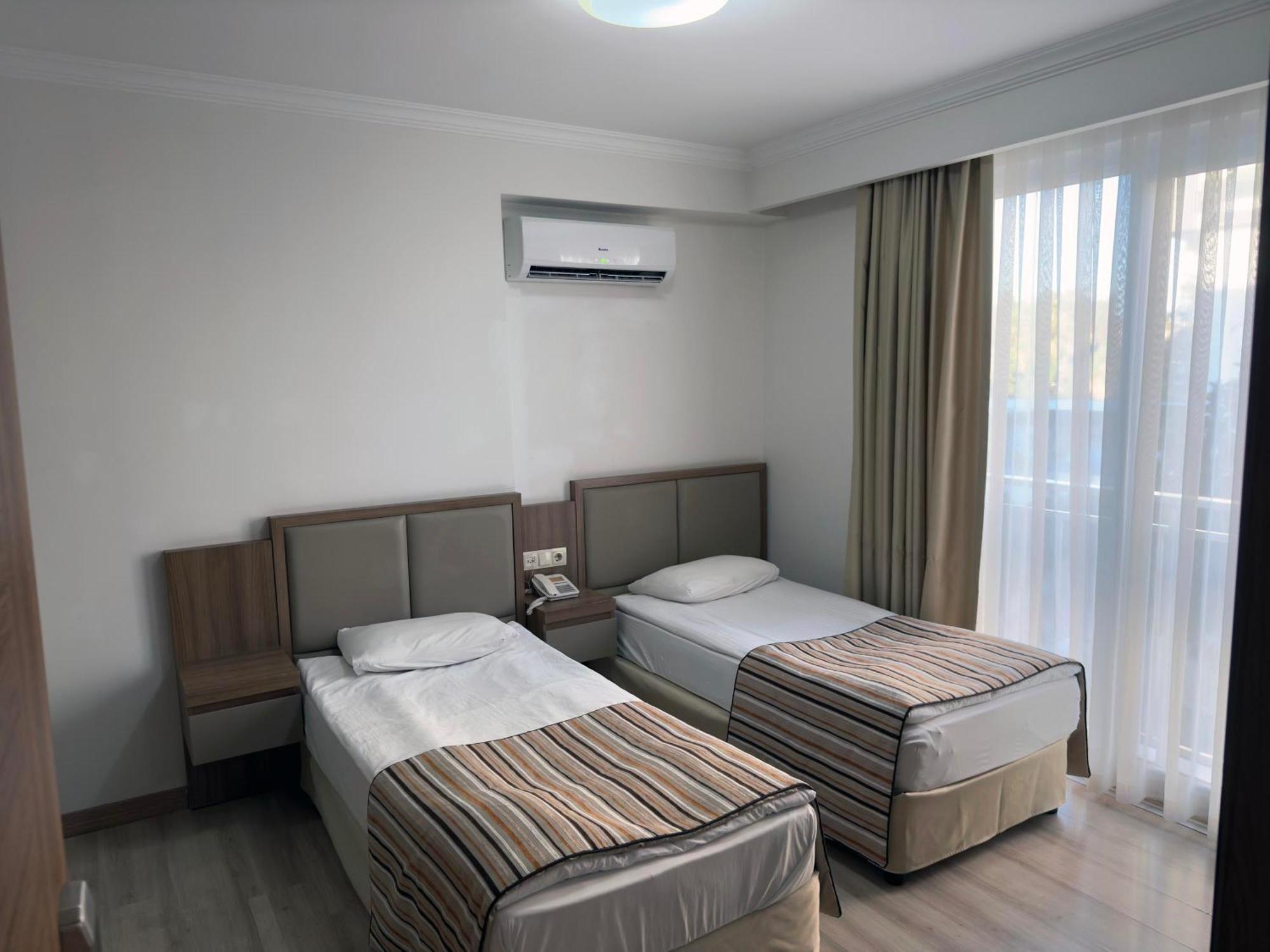 Hotel Mandalin Анталія Екстер'єр фото